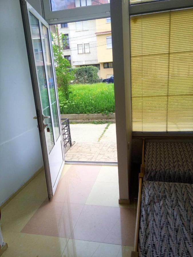 Ivana Ohrid Luaran gambar